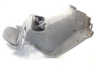 Suzuki Burgman 125 01-06 Kokpit Plastik Podłoga