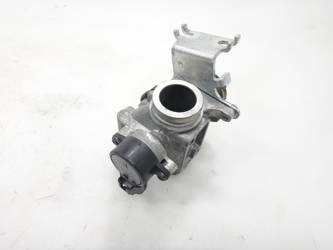Suzuki Burgman 125 07-13 Throttle