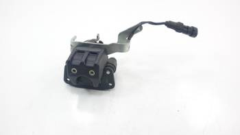 Piaggio Mp3 400 500 14-18 Zacisk Blokady Pionu