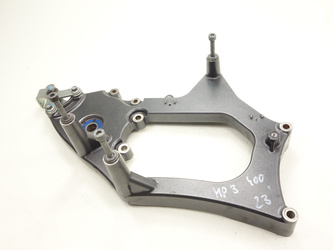 PIAGGIO mp3 400 22-25 Swingarm muffler mount