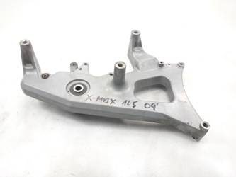 X-Max Scycruiser 125 05- Swingarm, Muffler Mount