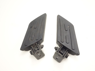 Peugeot Kisbee 50 4t 18- Passenger footrests set