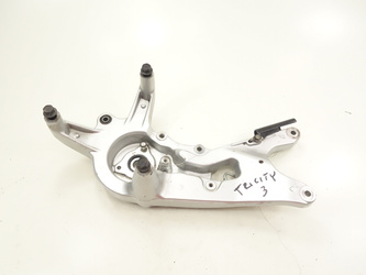 Yamaha Tricity Triptik 125 14-17 Wahacz mocowanie tłumika