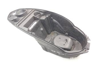 Peugeot Kisbbe 50 2T Trunk Storage Box
