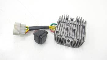 Piaggio Zip 2 50 4T Wtrysk Regulator Napięcia