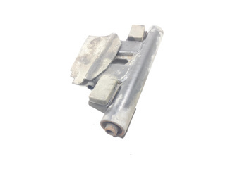 Suzuki Burgman 125 07-13 Swingarm Engine Mount