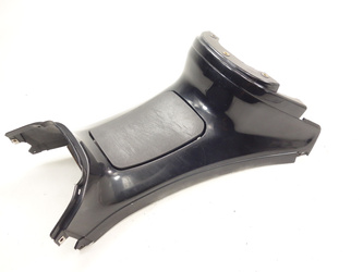 Piaggio X8 X-Evo 125 Plastic cover tunnel filler neck