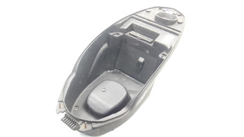 Peugeot Kisbee 50 2T Kufer Nocnik Schowek Na Kask