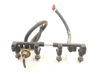 Wtryski listwa wtryskowa Triumph Daytona 600 03-06