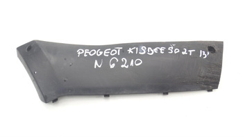 Peugeot Kisbee 50 2T Skirting board Right
