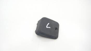 Piaggio Mp3 125 06-11 Plastic Plug Left