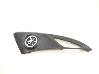 Yamaha Tricity Triptik 125 14-17 Plastik Listwa prawa logo