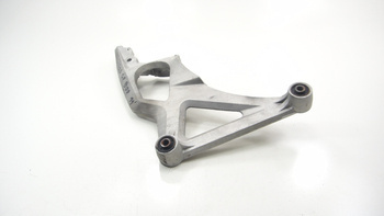 Gilera Gp 800 Srv 06-13 Wahacz Mocowanie Tłumika