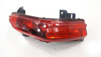 Piaggio Mp3 400 500 14-18 Lampa Tył Prawa