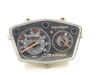 Peugeot Kisbee 50 2t Licznik zegar prędkościomierz
