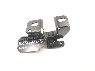 Metropolis 400 13-18 Frame Mounting