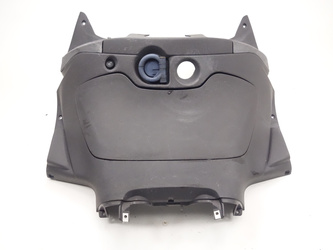 Piaggio X9 Evo 125 Kokpit plastik przed kolana