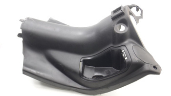 Peugeot Elyseo 100 Cockpit Plastic Before Knees