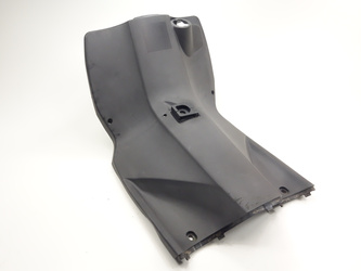 Peugeot Kisbee 50 4t 18- Cockpit plastic above the knees