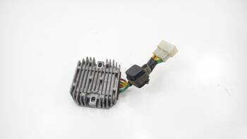 Piaggio Zip 2 50  Regulator Napięcia