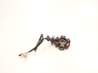 Peugeot Kisbee Citystar Vivacity 50 Stojan stator iskrownik