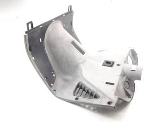 Grand Dink 125 00-12 Cockpit Plastic Before Knee