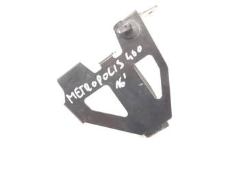 Metropolis 400 13-18 Frame Mounting