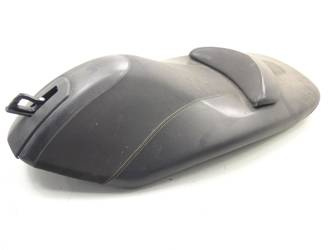 Metropolis 400 13-18 Seat Armchair Couch