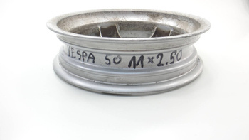 Piaggio Vespa 50 Rim 11X2.50 Front/Rear
