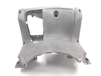 Yamaha X-Max 250 05-09 Cockpit Plastic Before the Knees